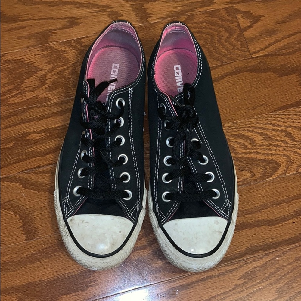 Black Converse, size 8.